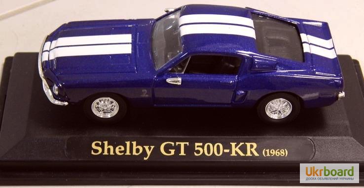 Фото 7. Модель Shelby GT 500-KR 1968 r. На подставке. 1:43