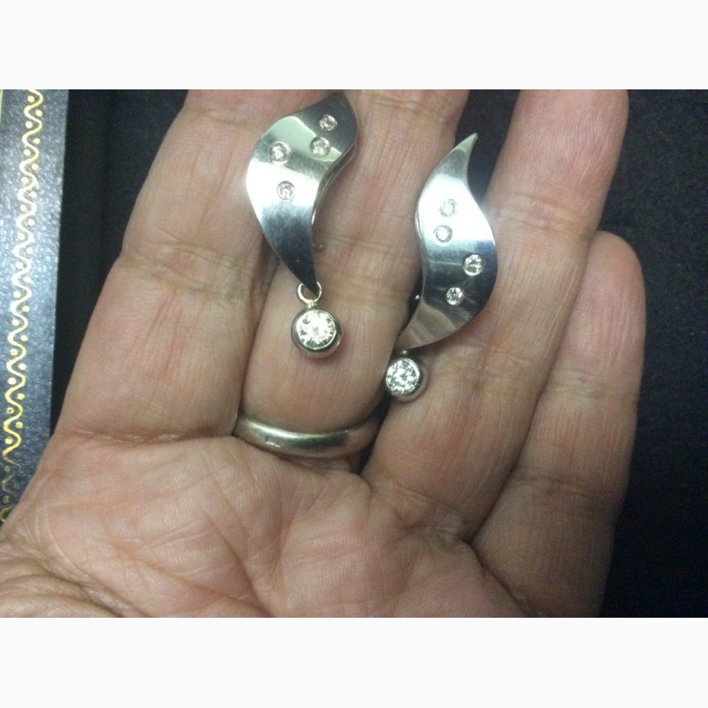 Фото 4. Серьги с бриллиантами 1 карат (США)
