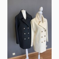 Женское пальто-бушлат Season черное и молочное
