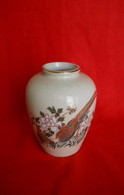 Фото 3. Японская ваза из фарфора