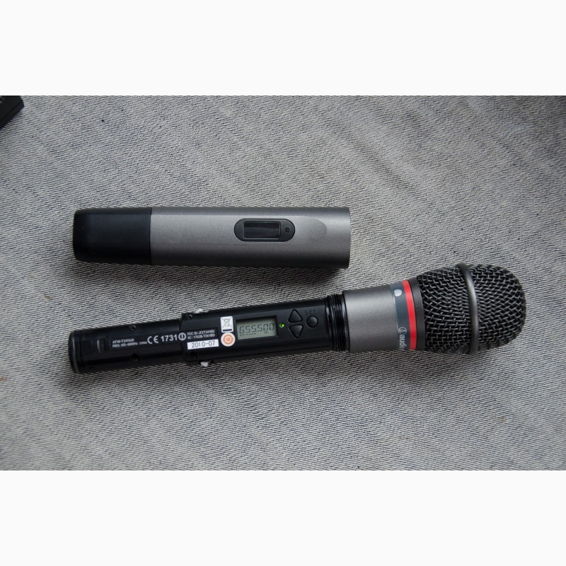 Фото 7. Радіомікрофон вокальний Audio-technica 3000 series
