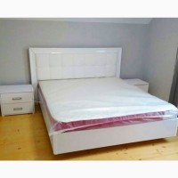 Кровать двуспальная Белла с мягкой оббивкой
