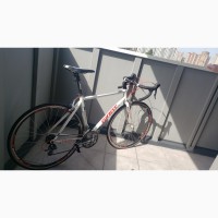 Продам Велосипед Giant SCR White
