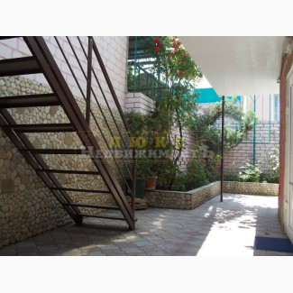 Продам двоповерховий будинок біля самого моря (до моря 20м) Румб, Совіньйон