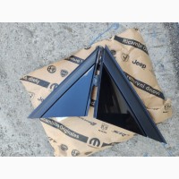 Фиат 500 США треугольник зеркала, треугольник правый, левый глянец 1SH16KX7AA, 1SH17KX7AA
