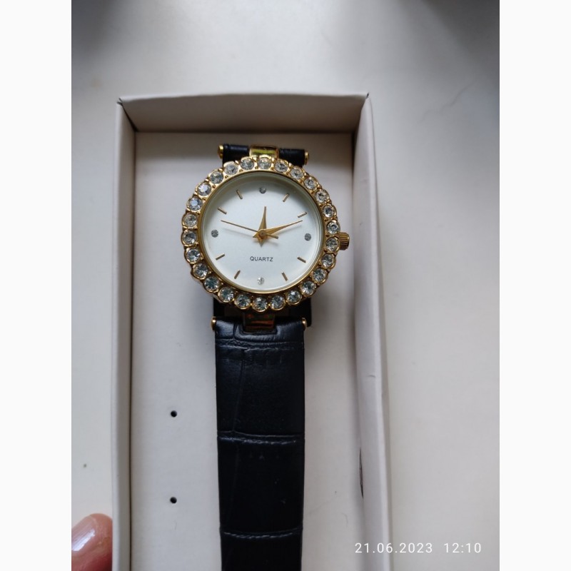 Фото 2. Продам часы женские новые часы от Орифлейм