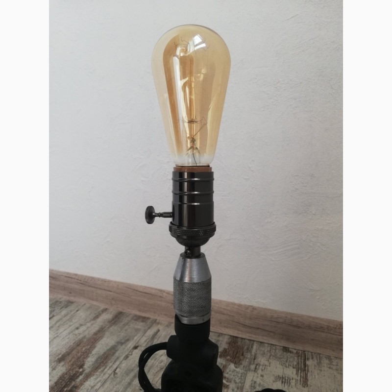 Фото 4. Настільна лампа ручна дриль лофт декор ретро